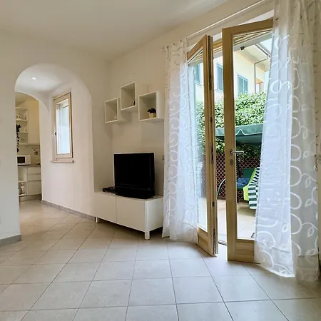 25 Holiday home